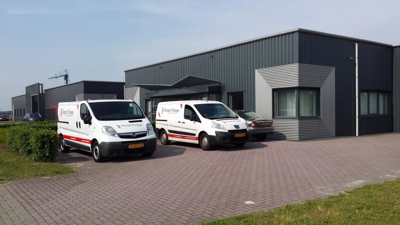 Exterieur van Target Structural kantoorpand
