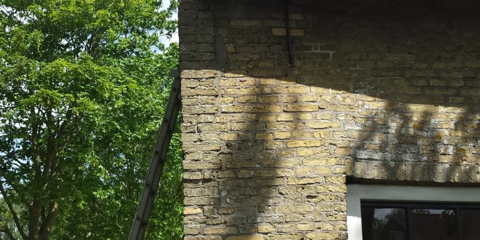 Uitbuigende muren verholpen door Target Structural